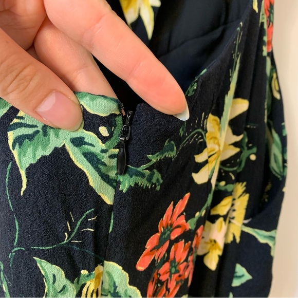 Wilfred Ecoulement Jumpsuit Tie-Back Sleeveless Black Floral Size 0 - Picture 7 of 14